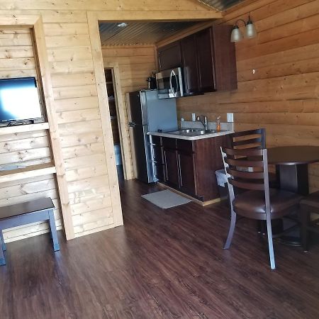 Paradise Rv & Cabins Resort Vinton Exterior foto