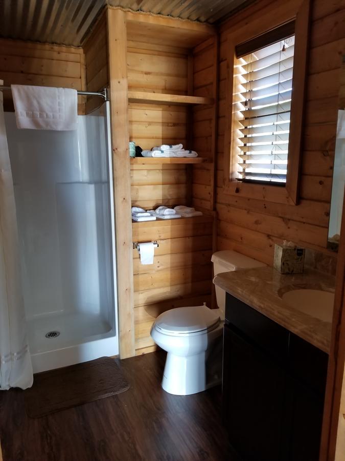 Paradise Rv & Cabins Resort Vinton Exterior foto